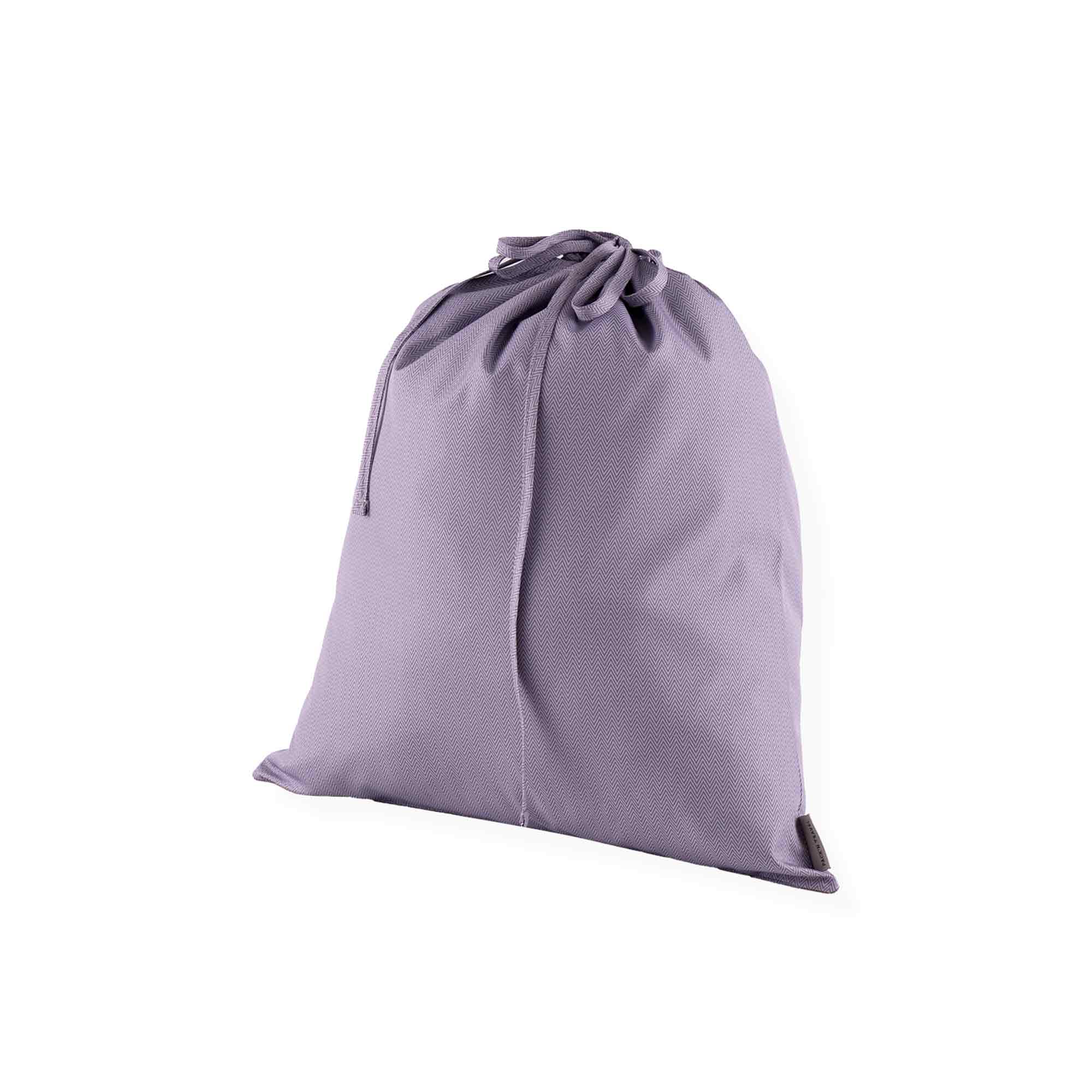 Purple vegan leather luggage organiser with practical compartments for every need.