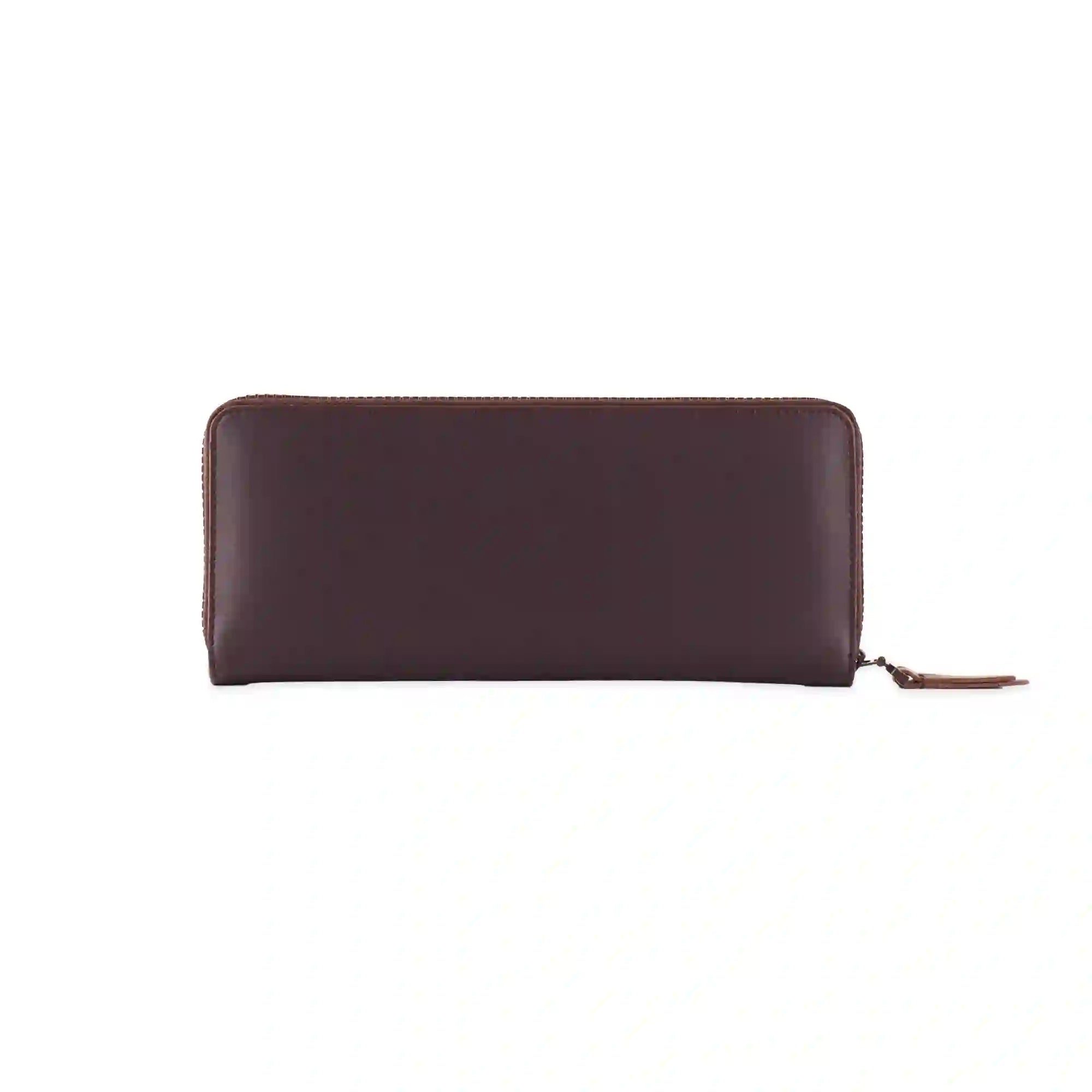 Sustainable vegan travel accessories from Valensole set designed for eco-friendly trips.