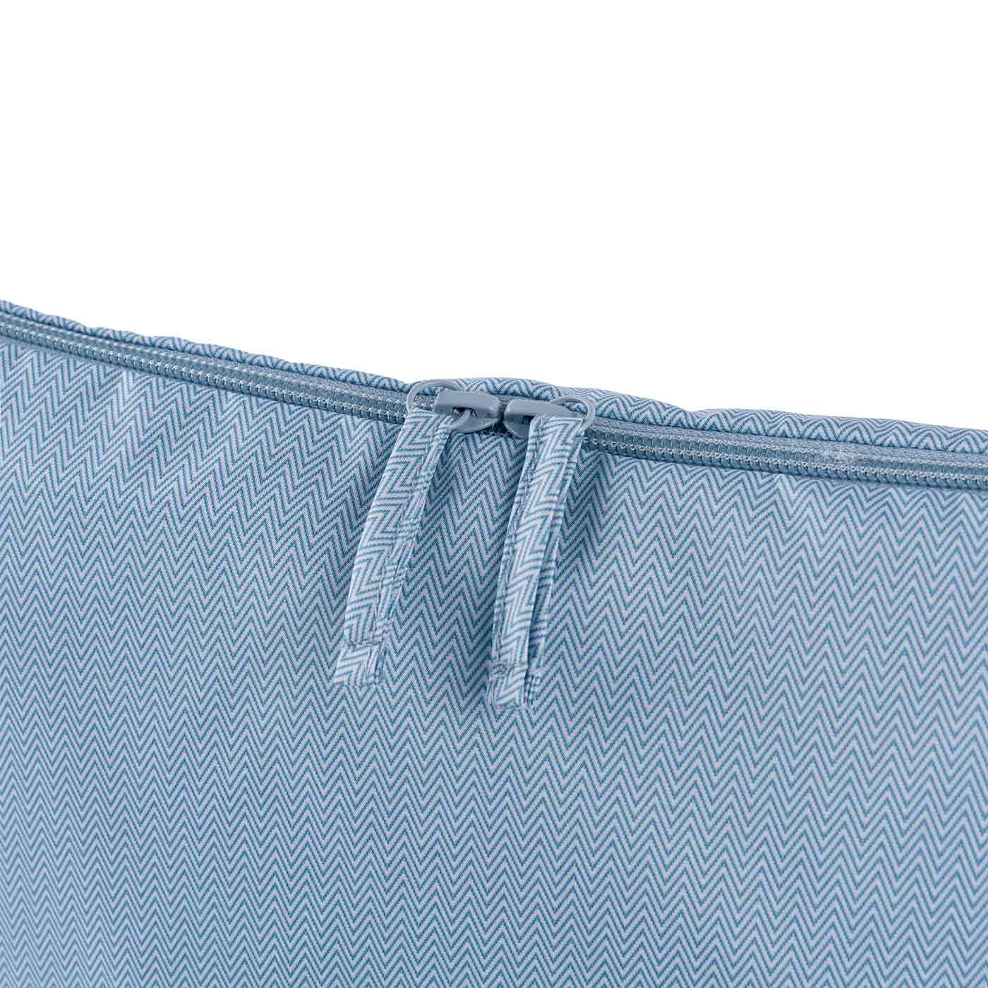 Blue sustainable vegan leather luggage organiser created for eco-conscious, stylish travel.