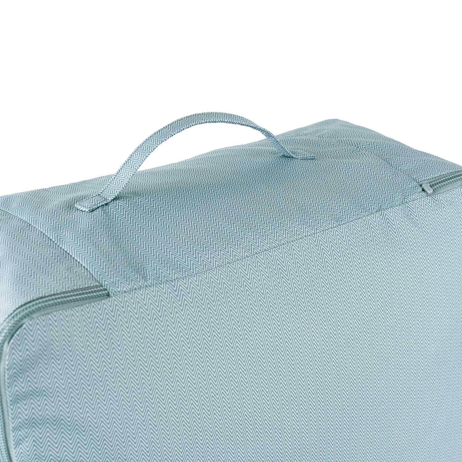 Durable green vegan leather luggage organiser built for long journeys and daily use.