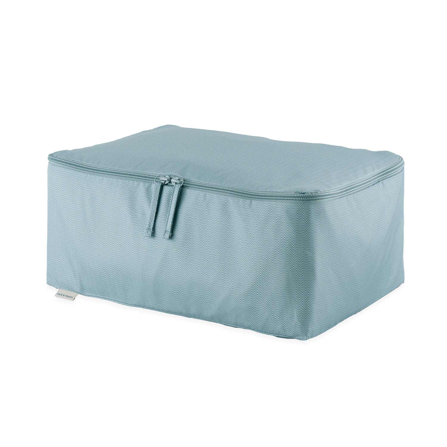 Stylish green vegan leather luggage organiser blends travel ease with modern design.