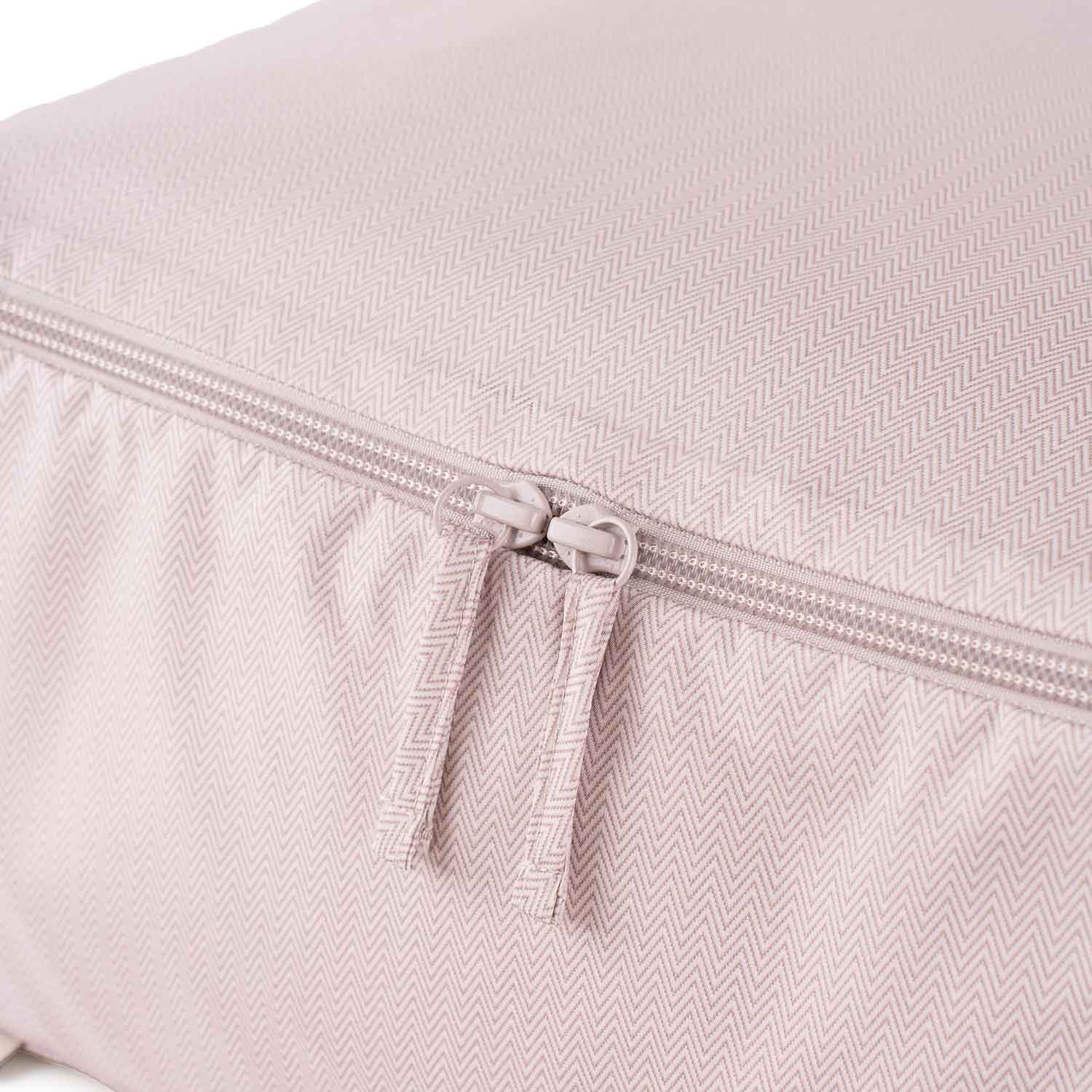 Sustainable beige vegan leather luggage organiser for eco-friendly and elegant travelling.